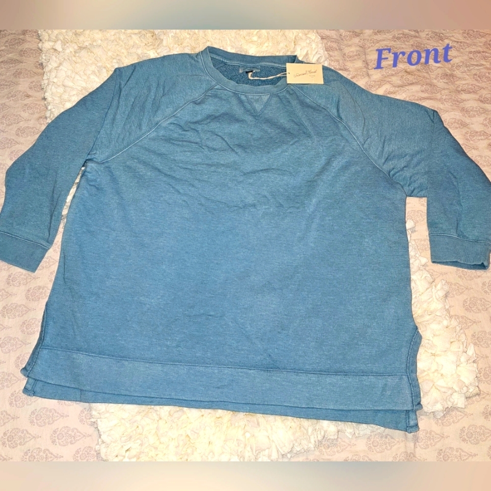 NWT Universal Thread Women's Pullover Cozy Sweatshirt Light Blue Size 2XL